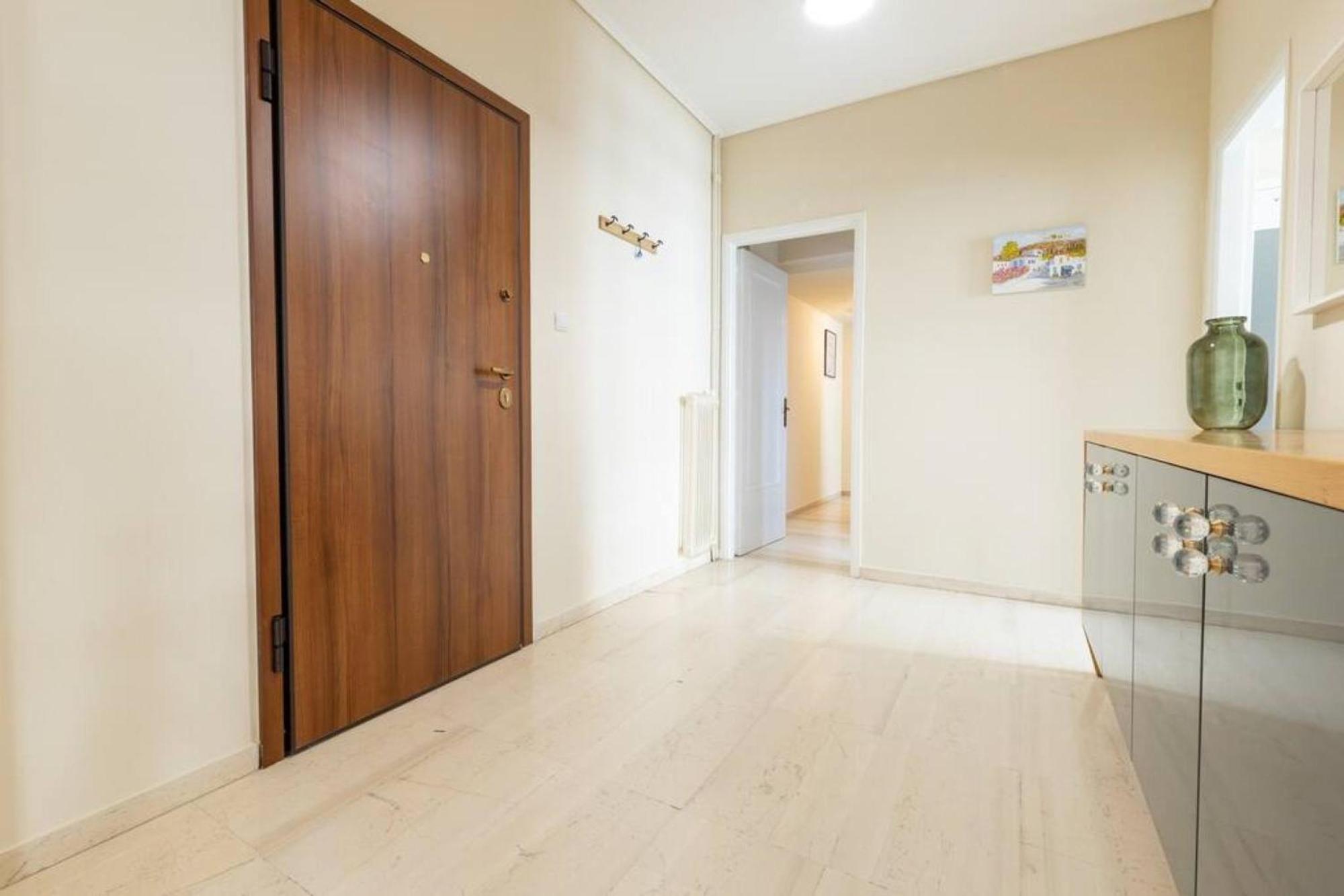 אתונה Amfitritis Family Lux Apartment At Palaio Faliro מראה חיצוני תמונה