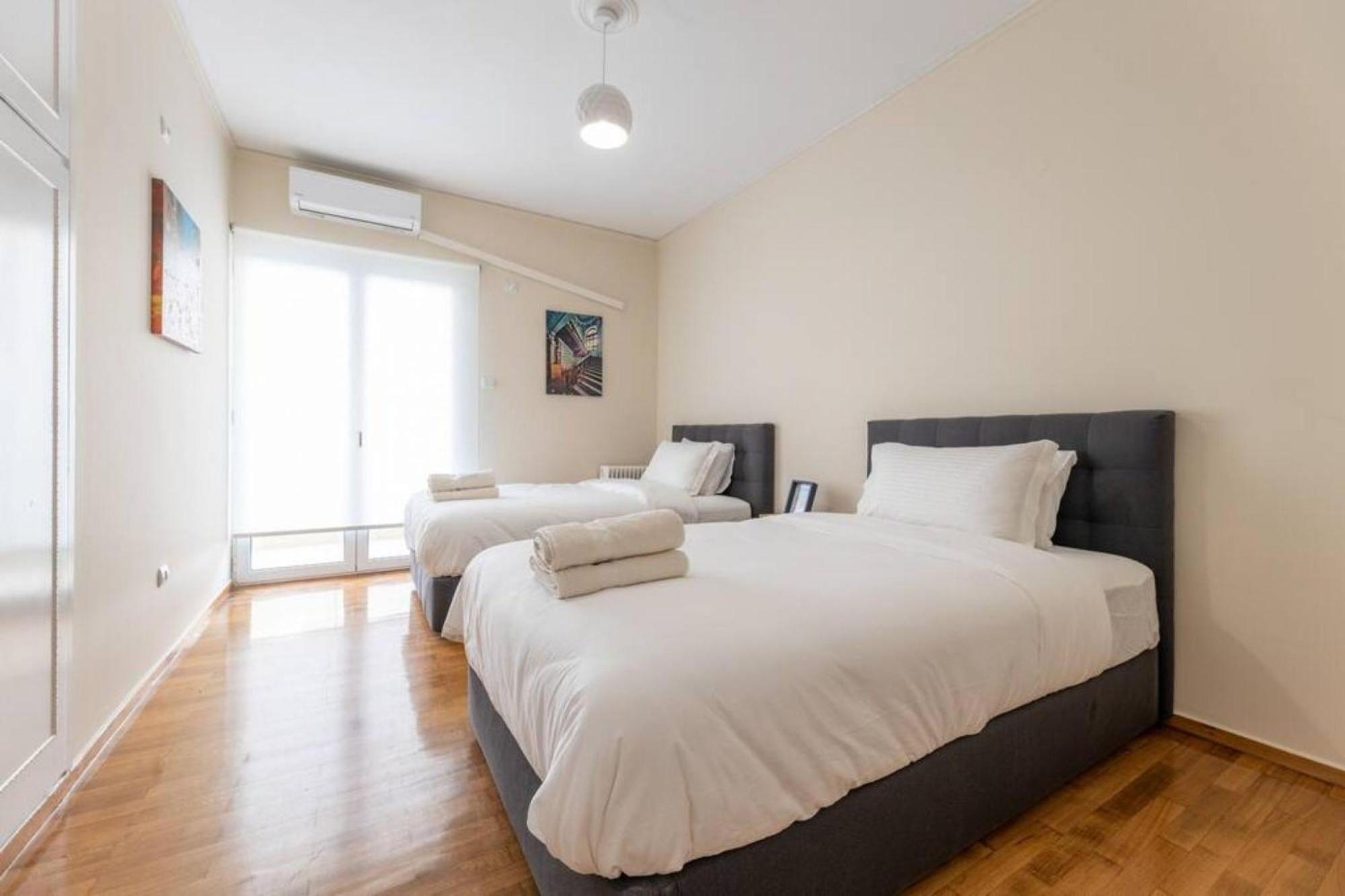 אתונה Amfitritis Family Lux Apartment At Palaio Faliro מראה חיצוני תמונה