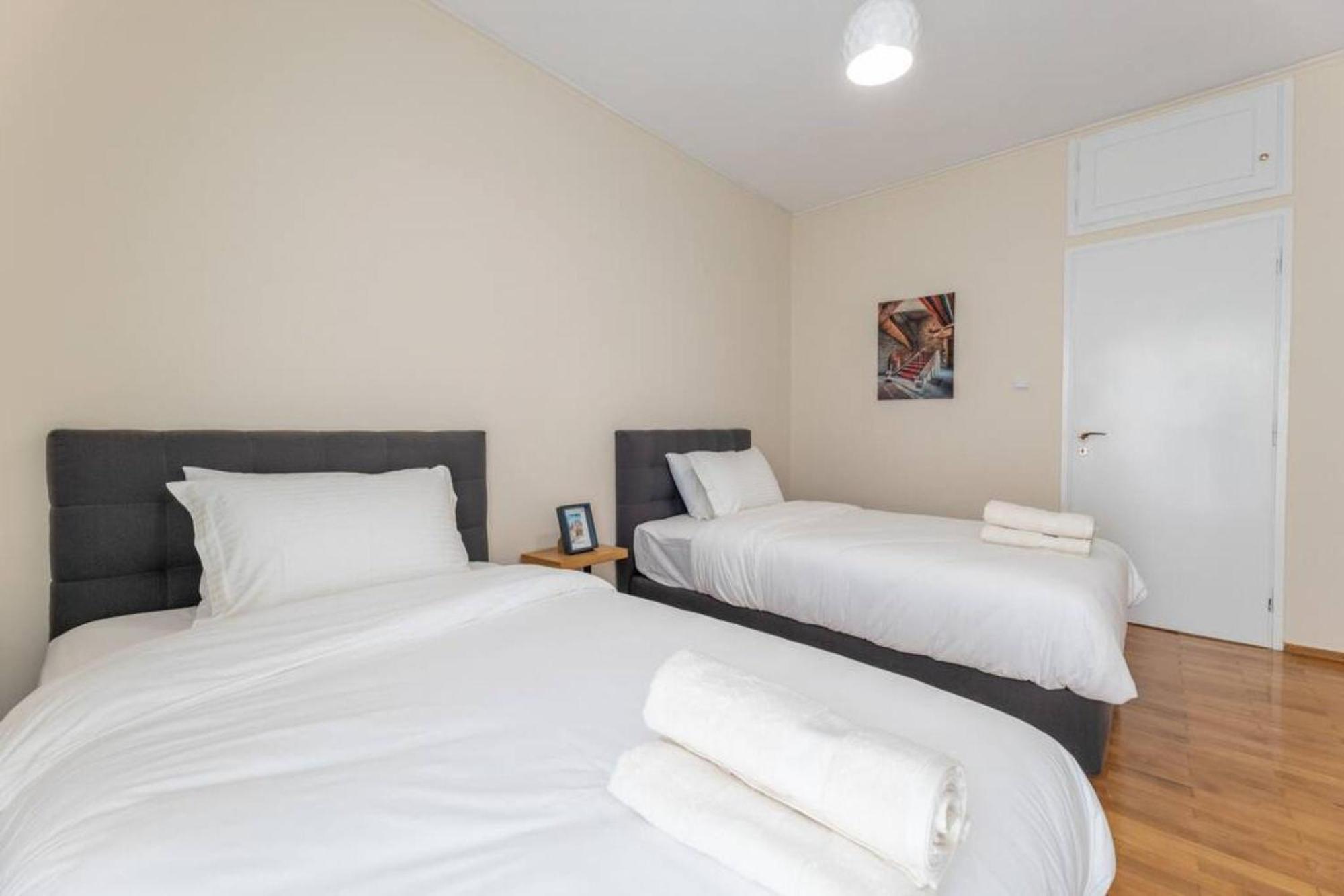 אתונה Amfitritis Family Lux Apartment At Palaio Faliro מראה חיצוני תמונה