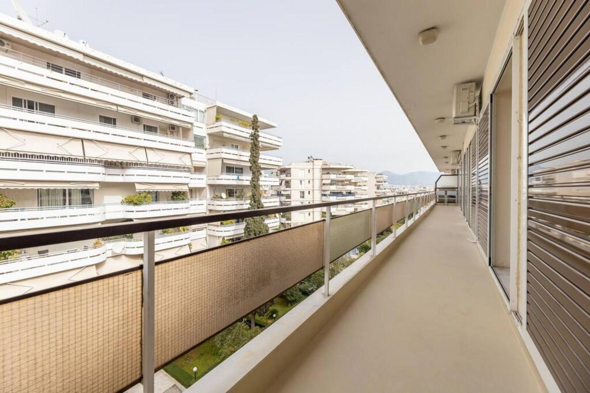 אתונה Amfitritis Family Lux Apartment At Palaio Faliro מראה חיצוני תמונה